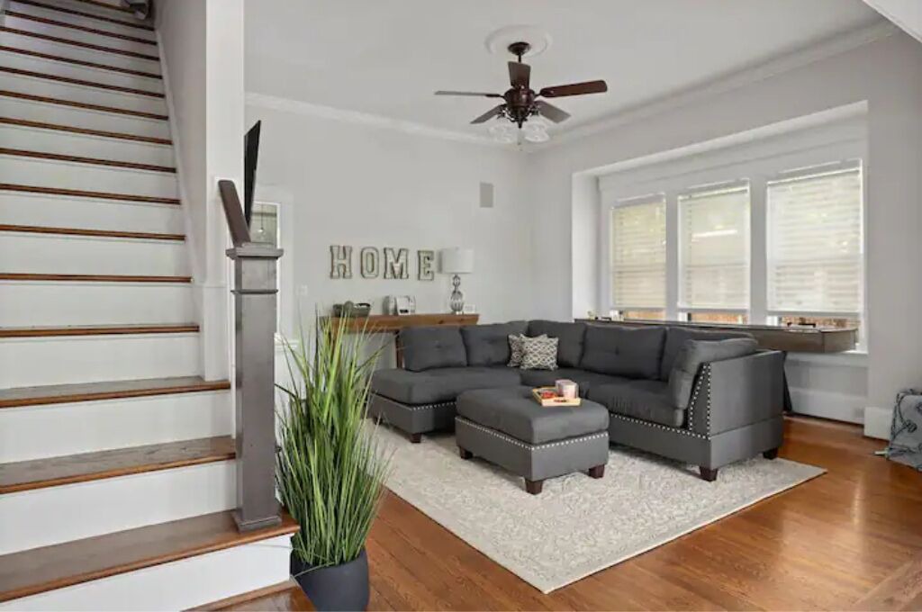 Photo of Livingroom in Greensboro