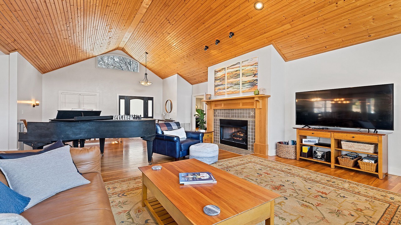 Photo of Livingroom in Lake Junaluska