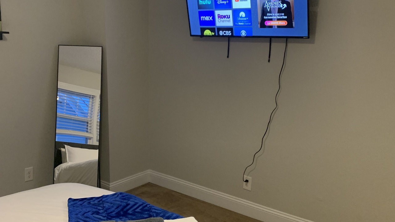 Photo of Bedroom in Villa Heights