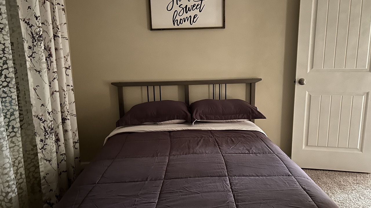 Photo of Bedroom in Spring Lake