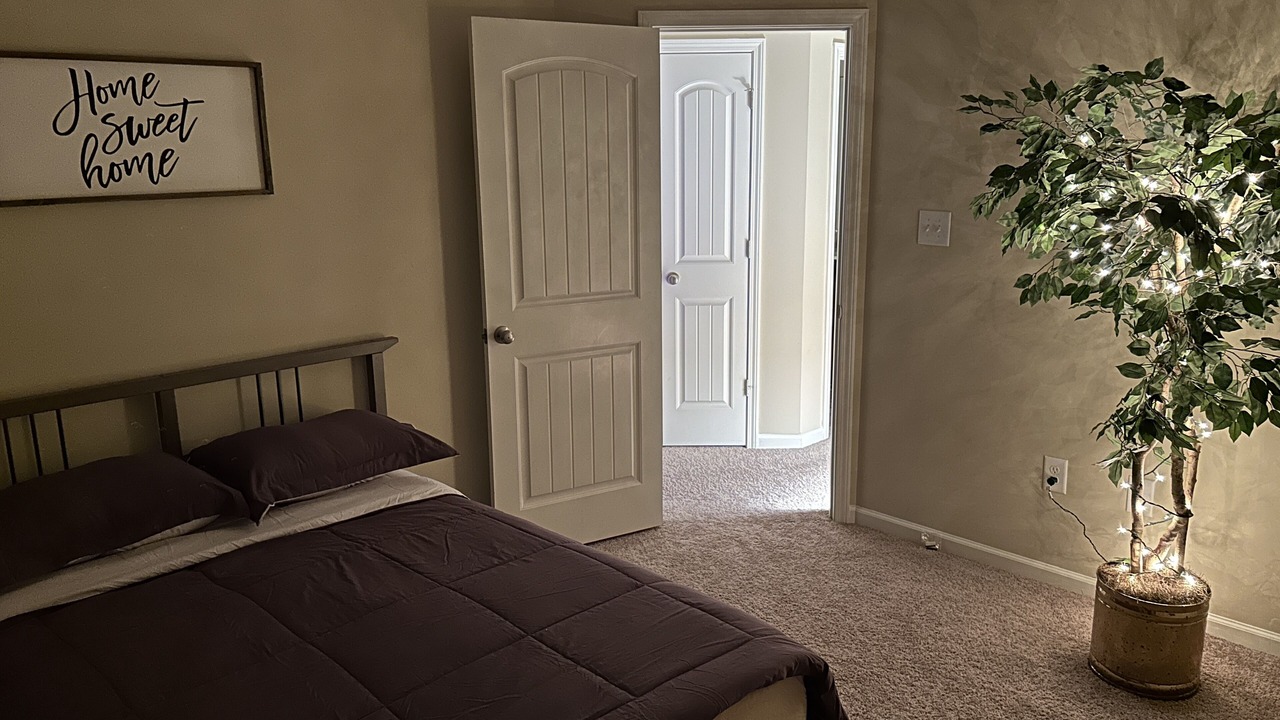Photo of Bedroom in Spring Lake
