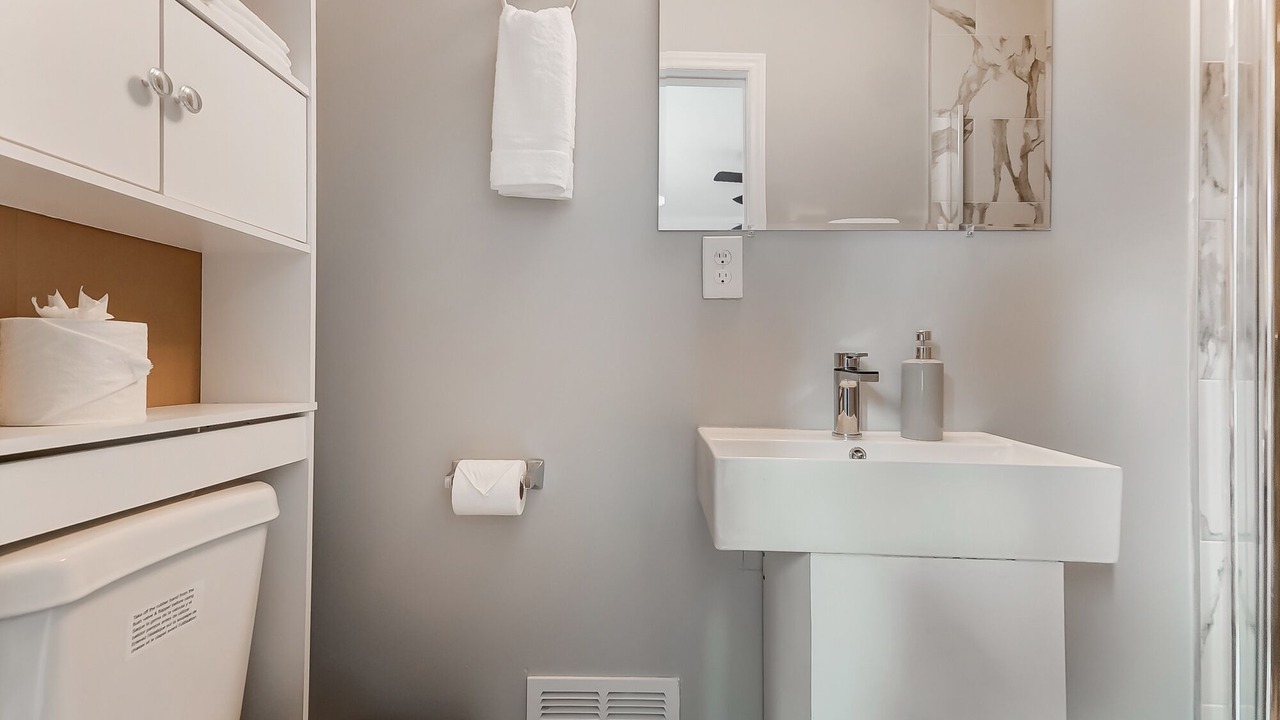 Photo of Bathroom in Starmount