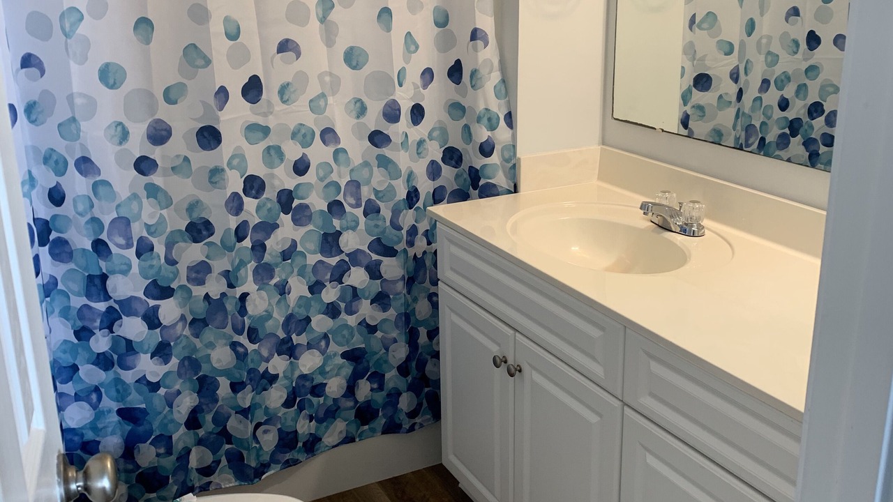 Photo of Bathroom in Ash