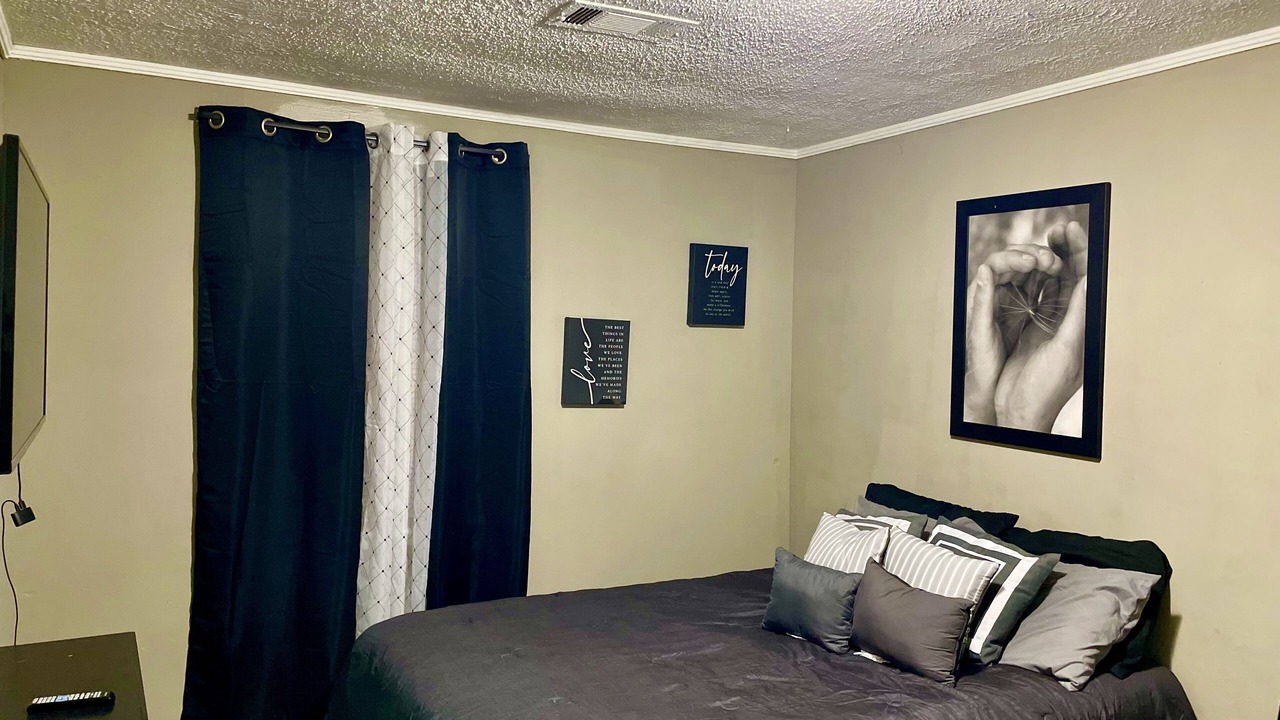 Photo of Bedroom in Montgomery