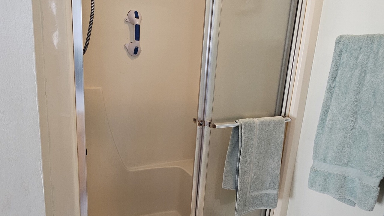 Photo of Bathroom in Seven Lakes