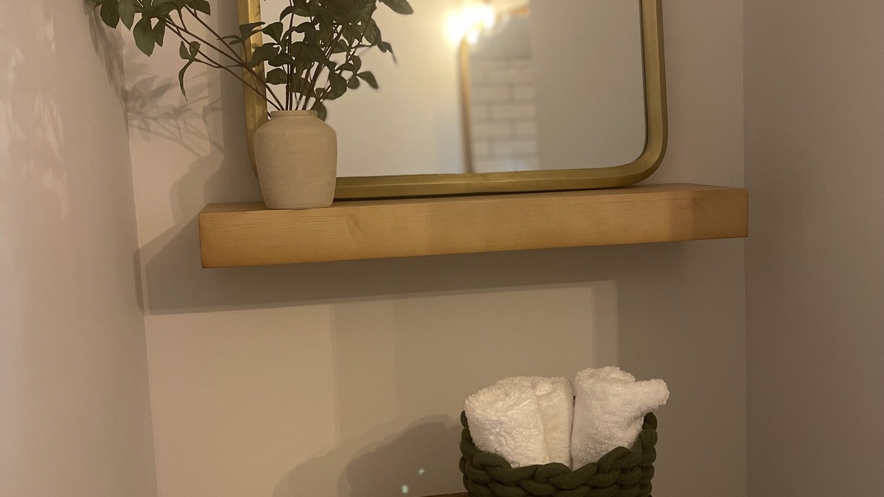 Photo of Bathroom in Belmont Historic District
