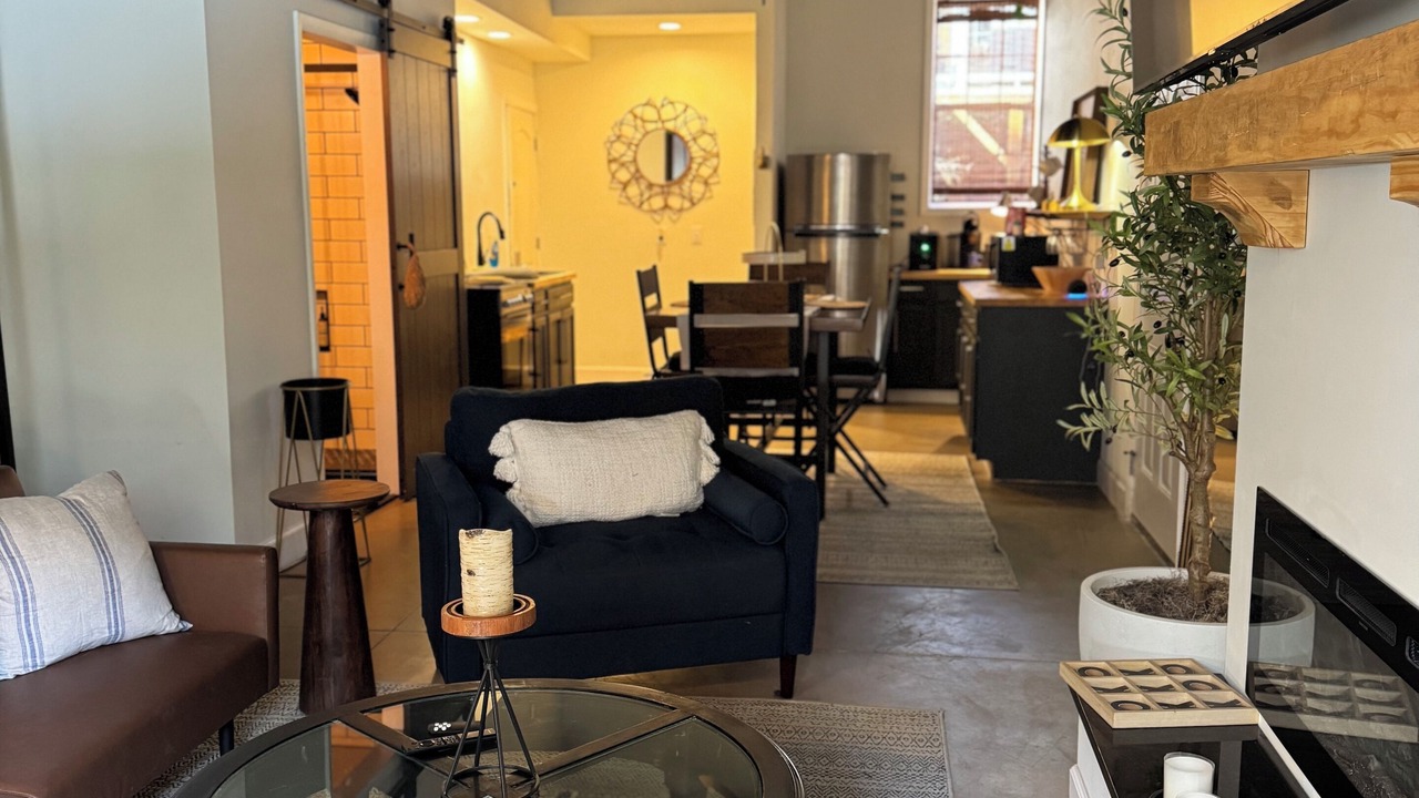 Photo of Livingroom in Belmont Historic District