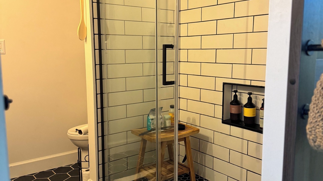 Photo of Bathroom in Belmont Historic District
