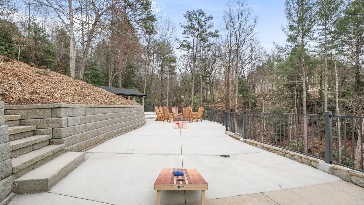 Photo of Patio Balcony in Taylorsville
