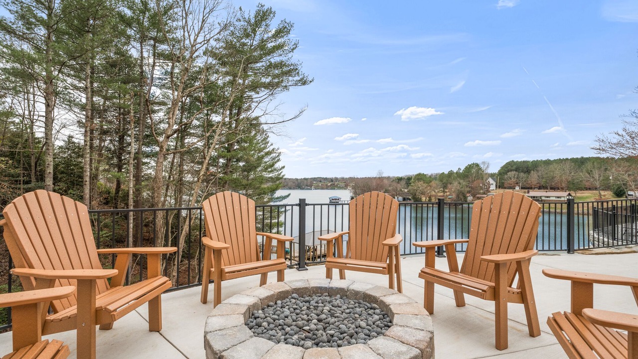 Photo of Patio Balcony in Taylorsville