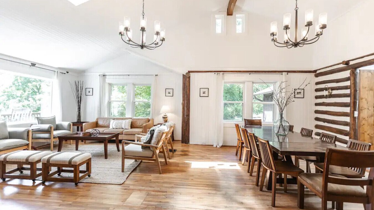 Photo of Bedroom in Woodfin