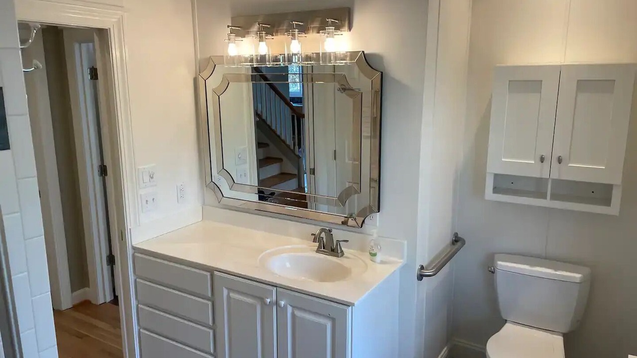 Photo of Bathroom in St. James