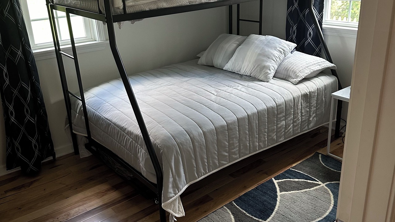 Photo of Bedroom in Mayhew