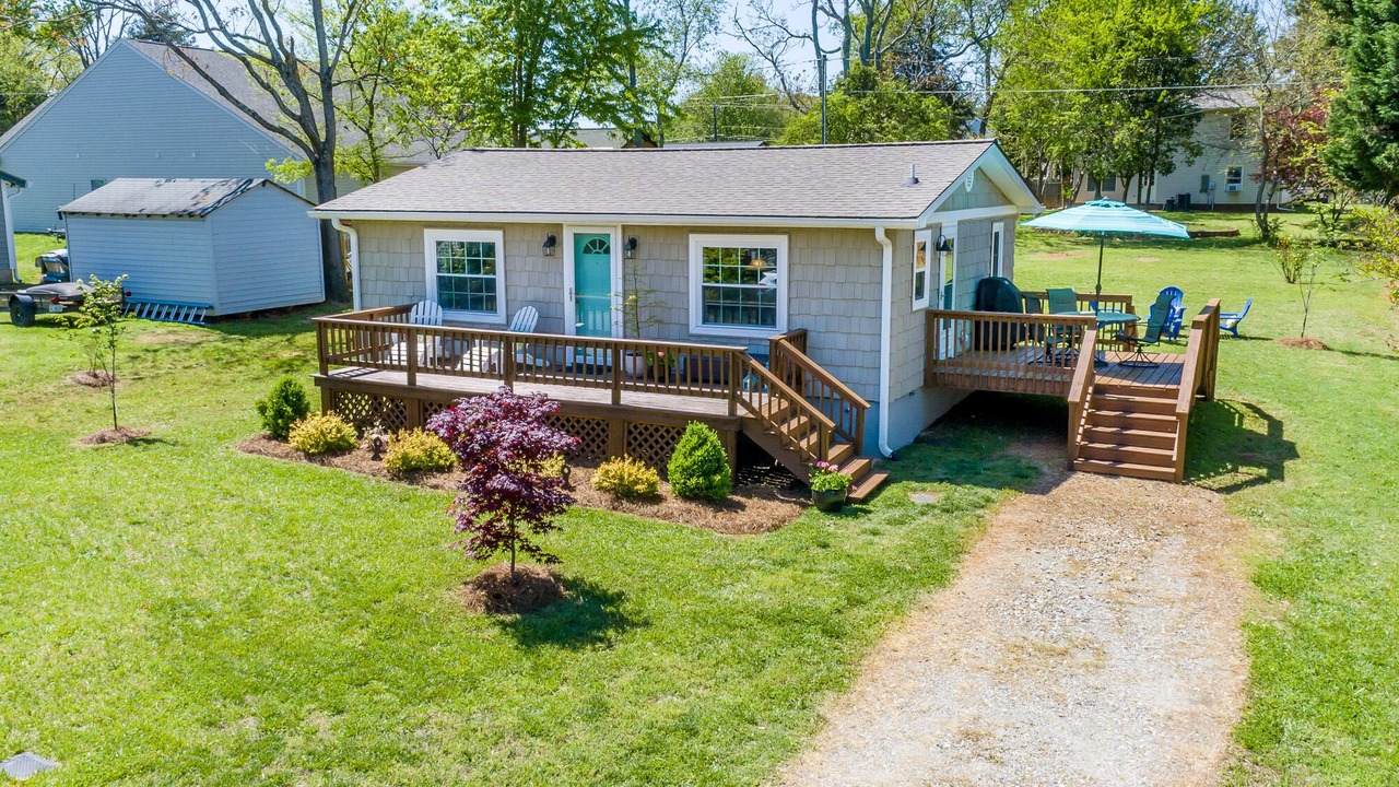 Photo of Outdoor in Mayhew