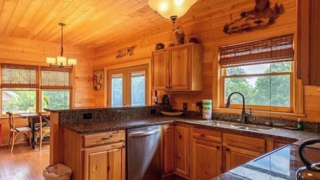 Photo of Kitchen in Purlear