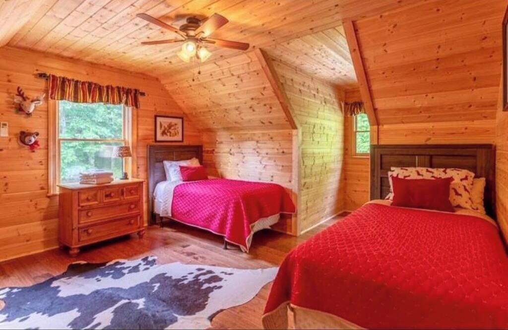Photo of Bedroom in Purlear