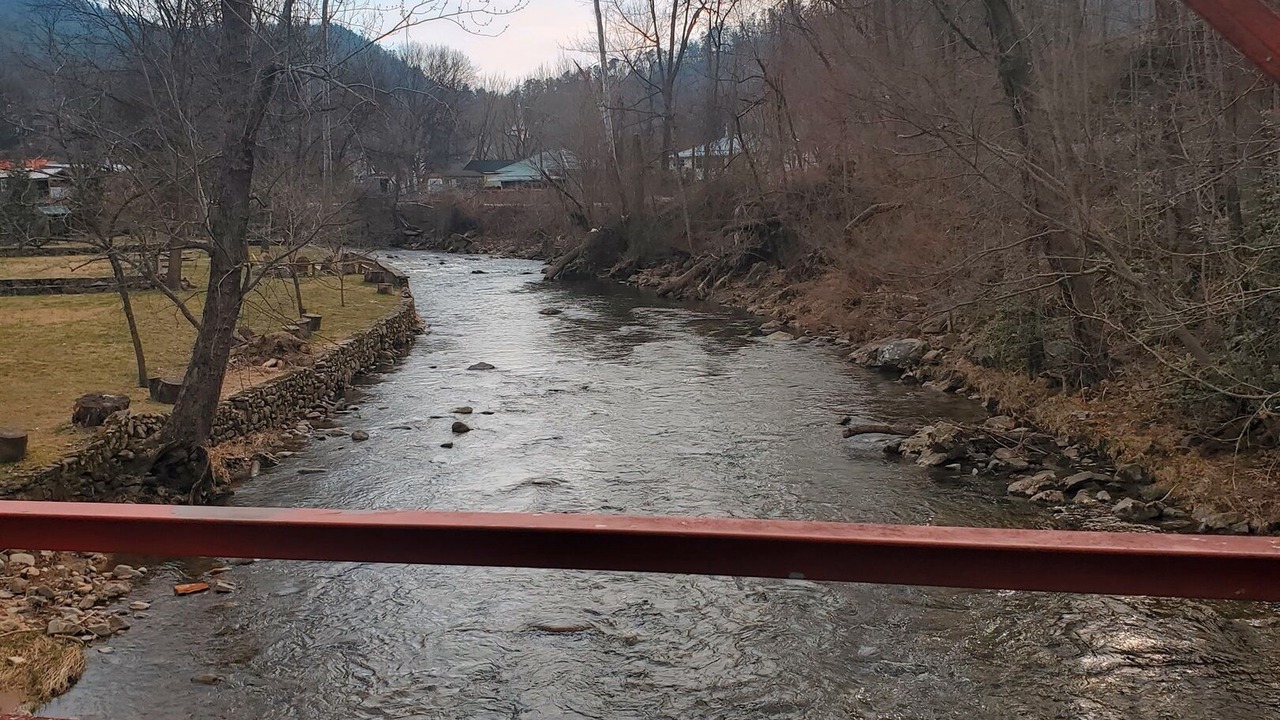 Photo of Others in Hot Springs