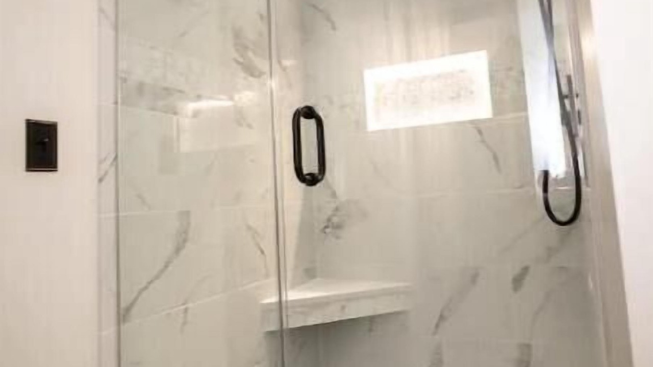 Photo of Bathroom in Sea Scape