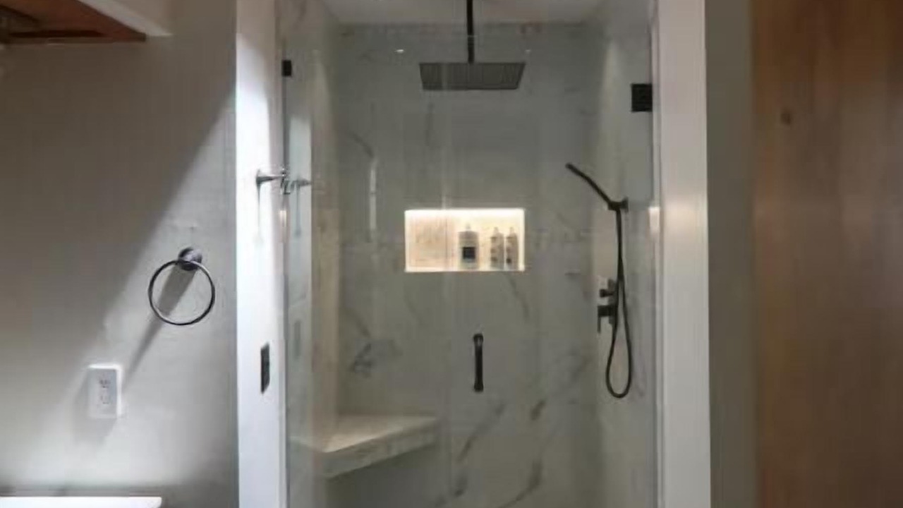 Photo of Bathroom in Sea Scape