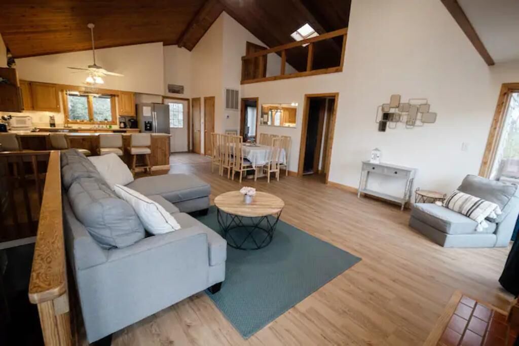 Photo of Livingroom in Sea Scape