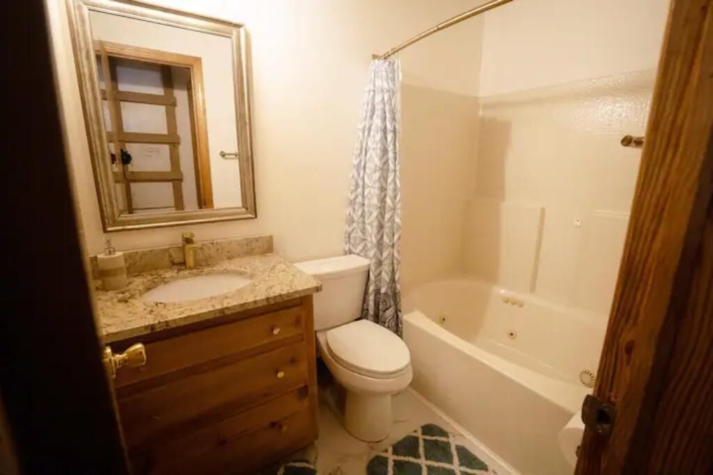Photo of Bathroom in Sea Scape