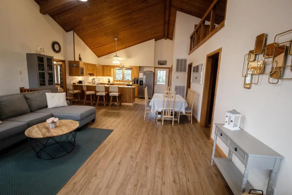 Photo of Livingroom in Sea Scape