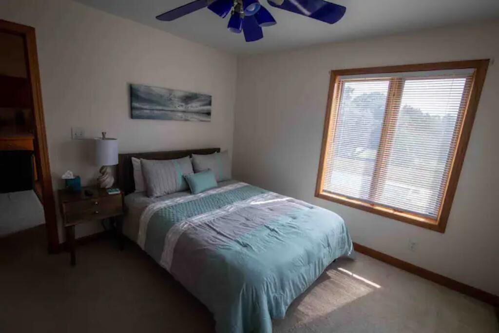 Photo of Bedroom in Sea Scape
