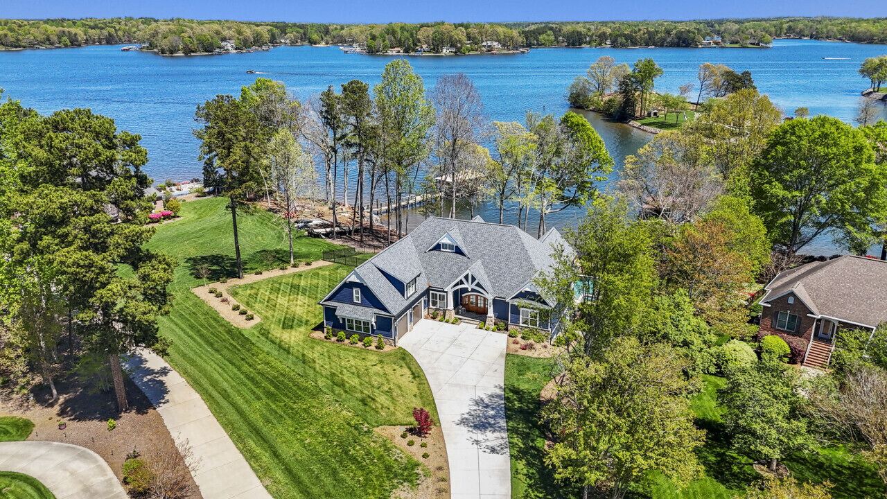 Photo of Outdoor in Lake Norman of Catawba