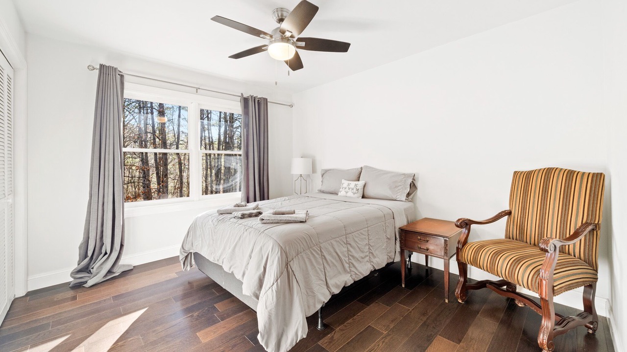 Photo of Bedroom in Fairview