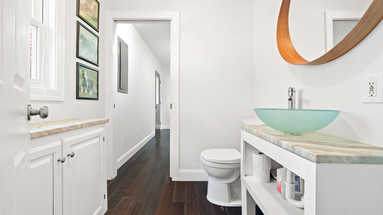 Photo of Bathroom in Fairview