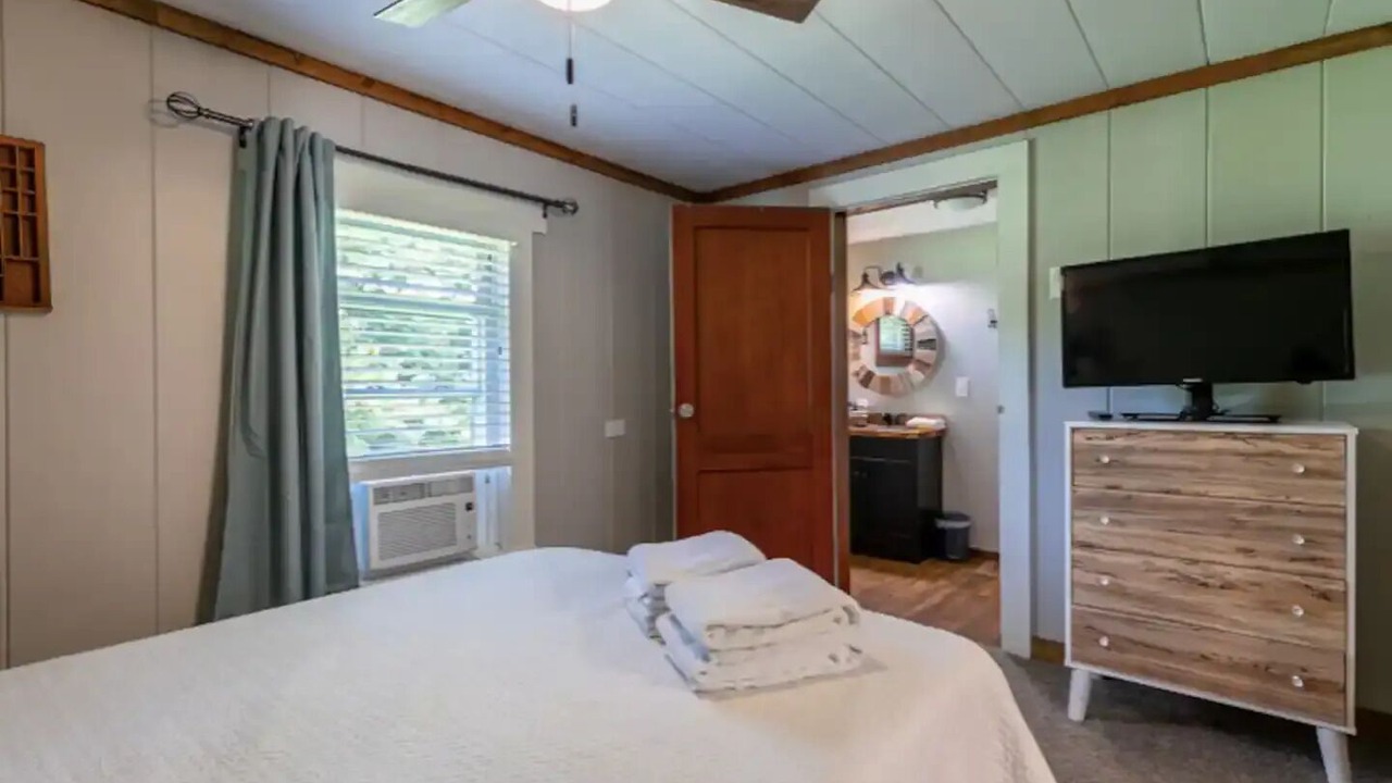 Photo of Bedroom in Newland