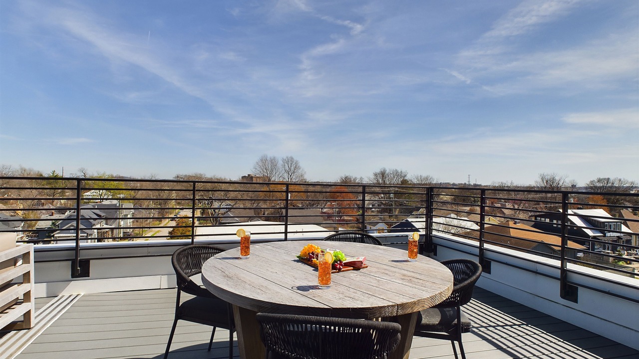 Photo of Patio Balcony in Historic Waverly