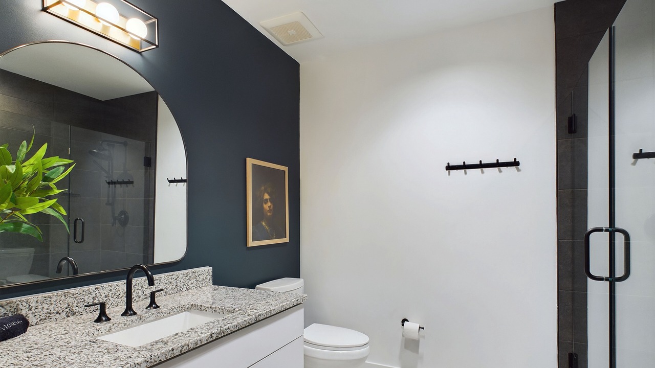 Photo of Bathroom in Historic Waverly