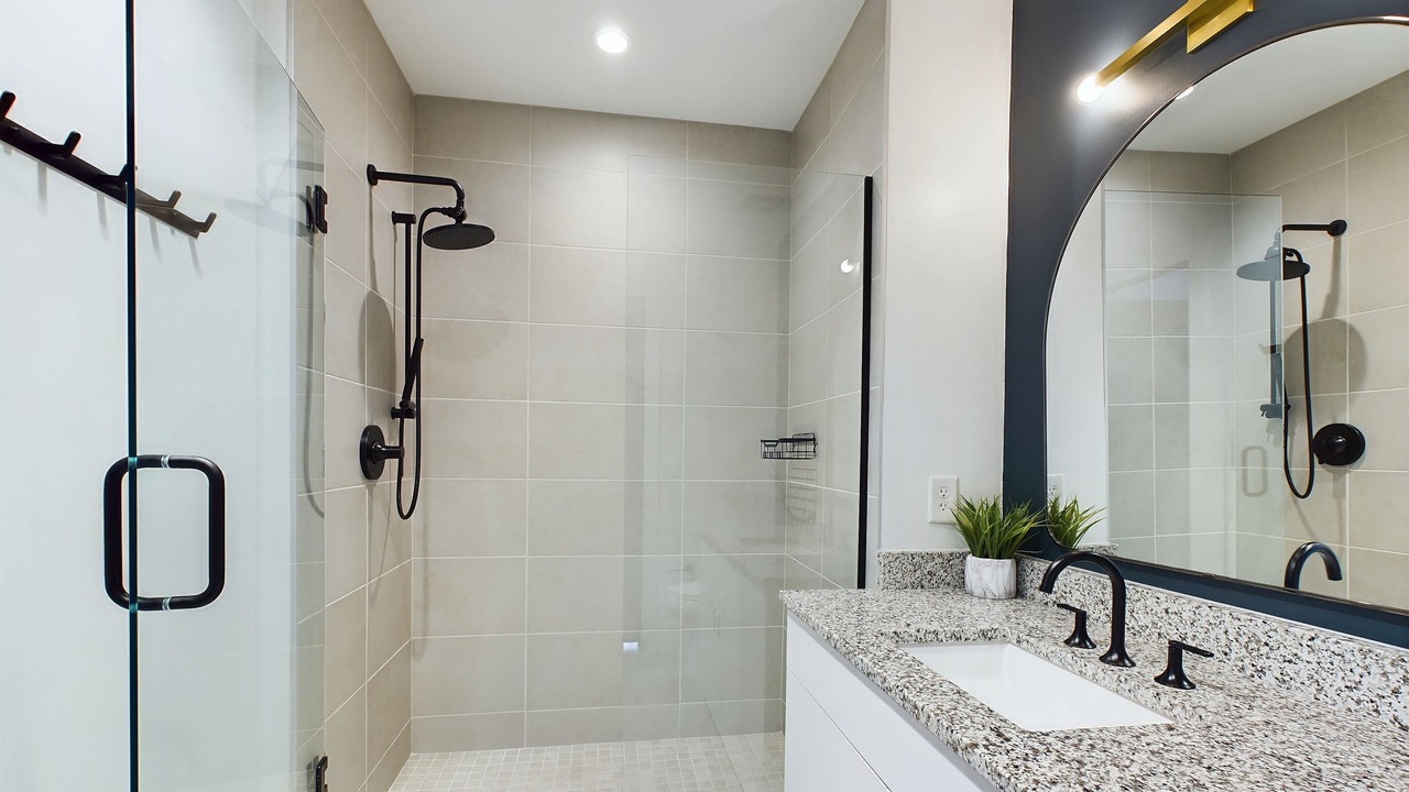 Photo of Bathroom in Historic Waverly