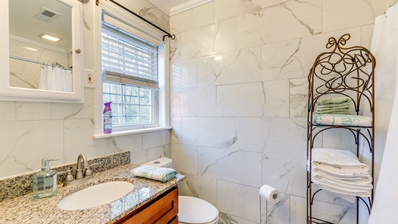 Photo of Bathroom in Newport
