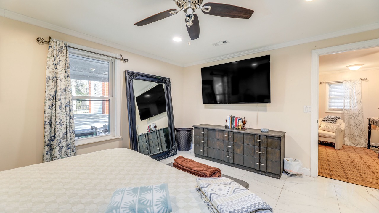 Photo of Bedroom in Newport