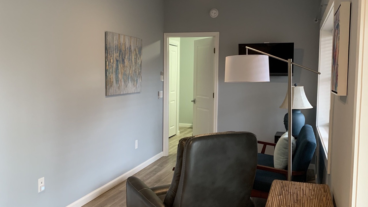 Photo of Livingroom in Old Fort