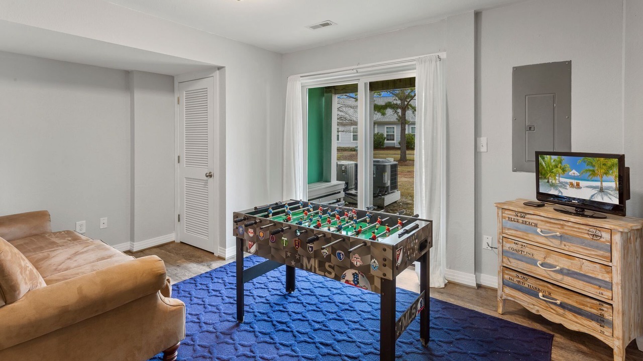 Photo of Bedroom in Bermuda Bay