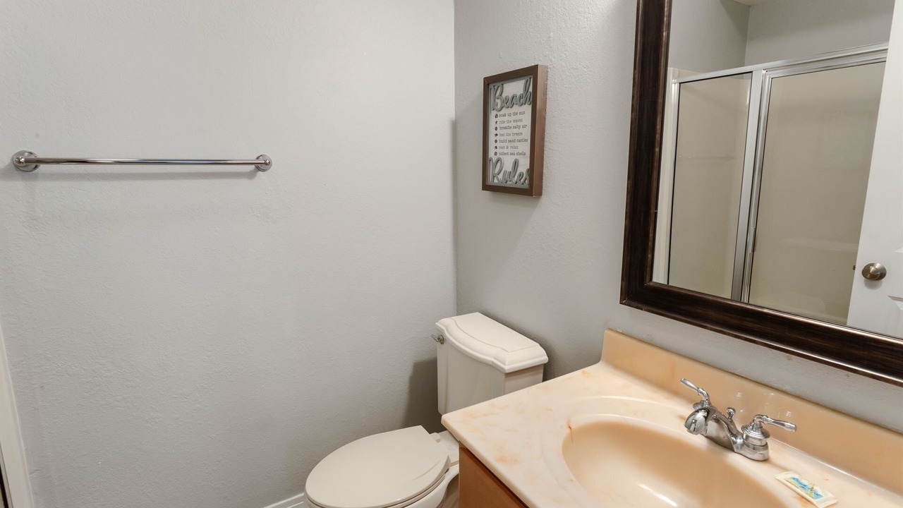 Photo of Bathroom in Bermuda Bay