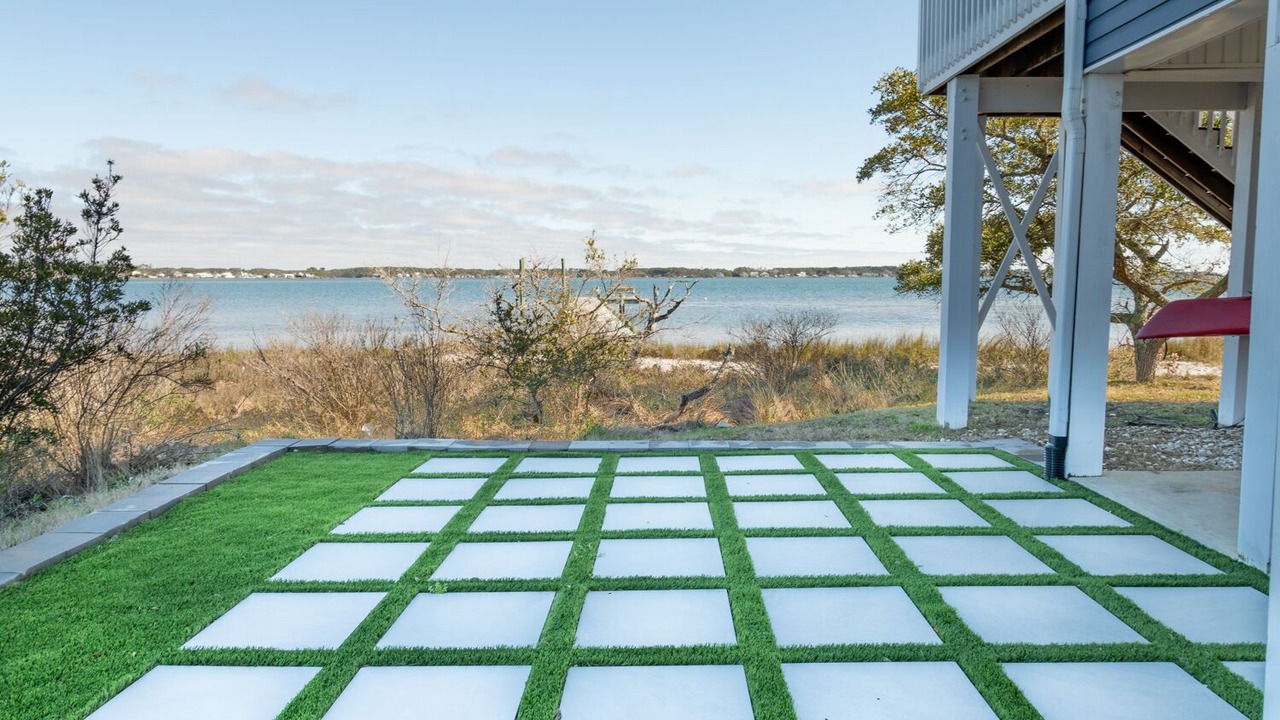 Photo of Outdoor in Oak Hammock