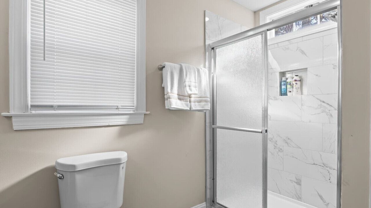 Photo of Bathroom in Dunn