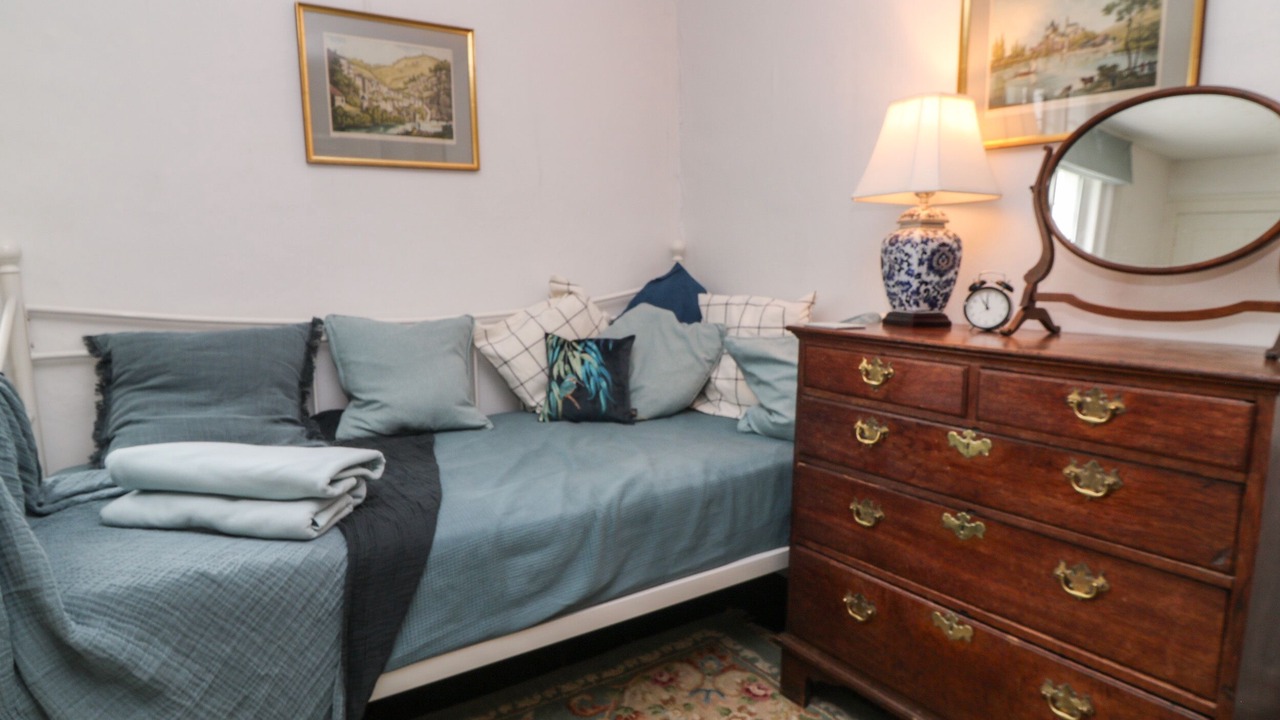 Photo of Bedroom in Bishops Waltham