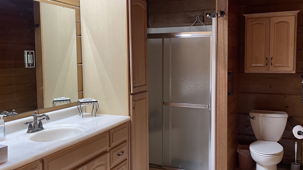 Photo of Bathroom in Deep Run