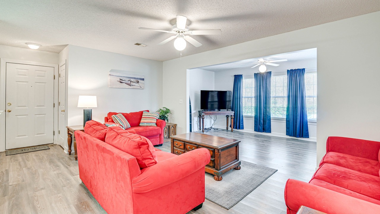 Photo of Livingroom in Murrells Inlet