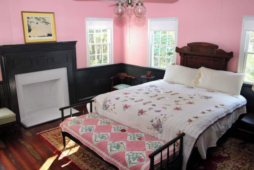 Photo of Bedroom in Sampson County