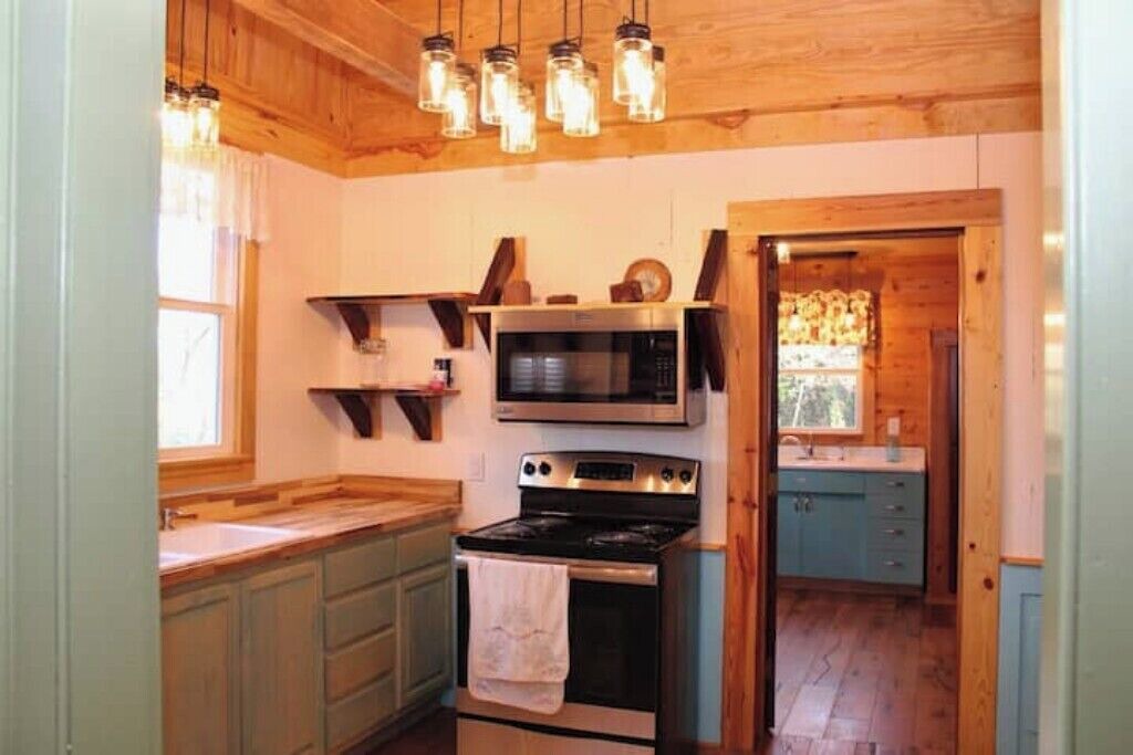 Photo of Kitchen in Sampson County