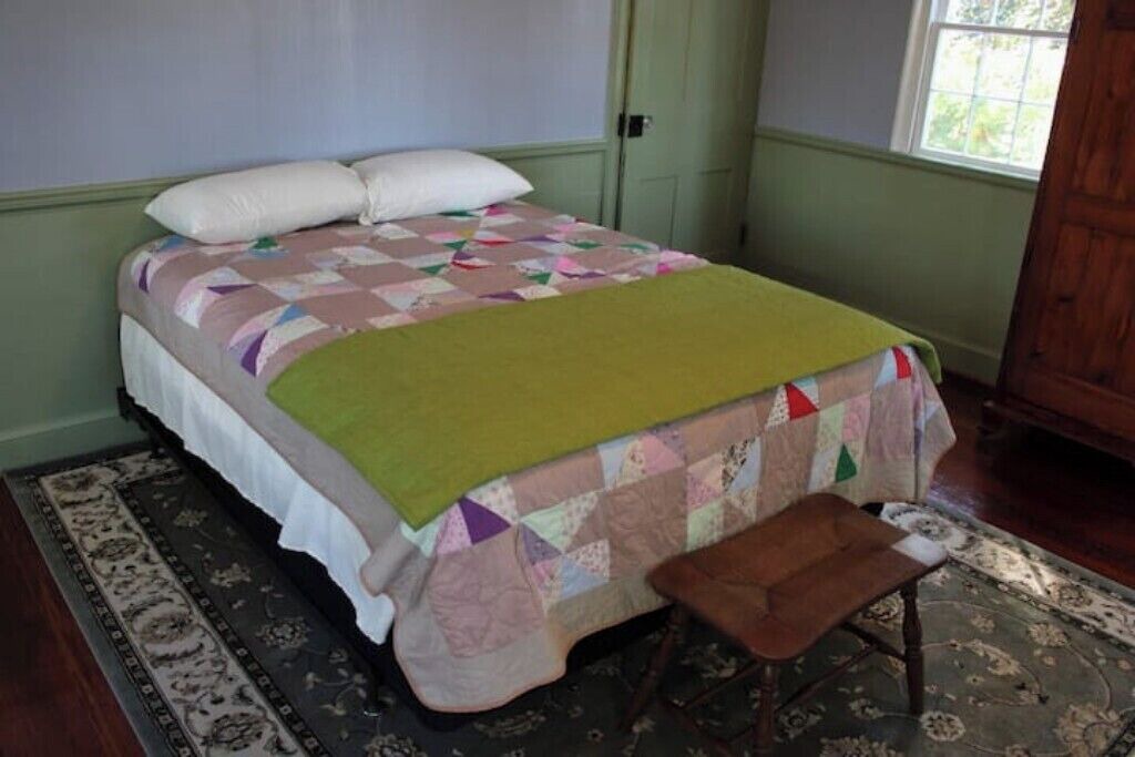 Photo of Bedroom in Sampson County