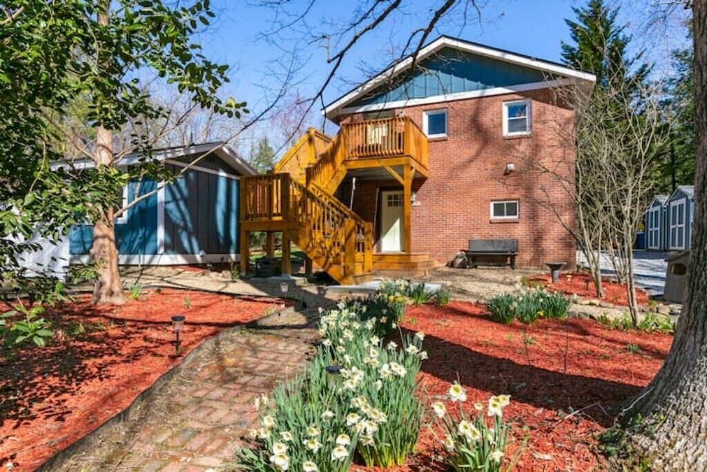 Photo of Outdoor in Fletcher