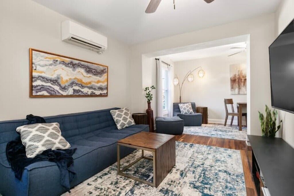 Photo of Livingroom in Fletcher