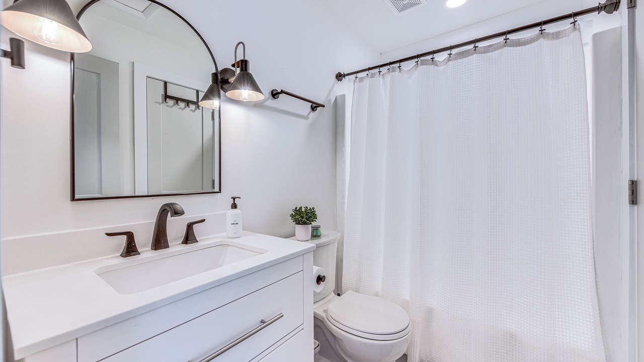 Photo of Bathroom in Troy